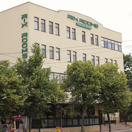 Pensiunea Rix Rooms Φωξάνη Εξωτερικό φωτογραφία