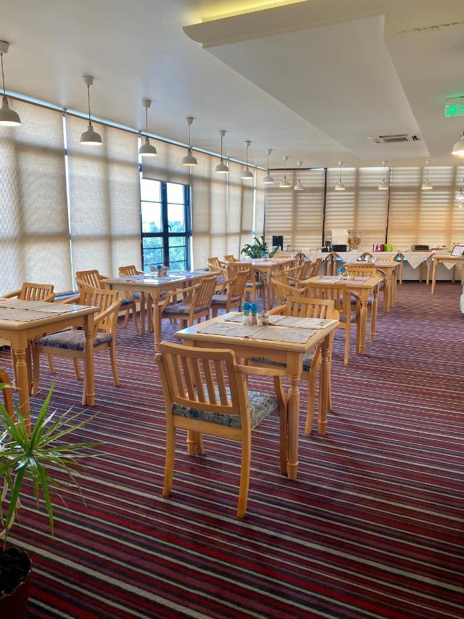 Pensiunea Rix Rooms Φωξάνη Εξωτερικό φωτογραφία