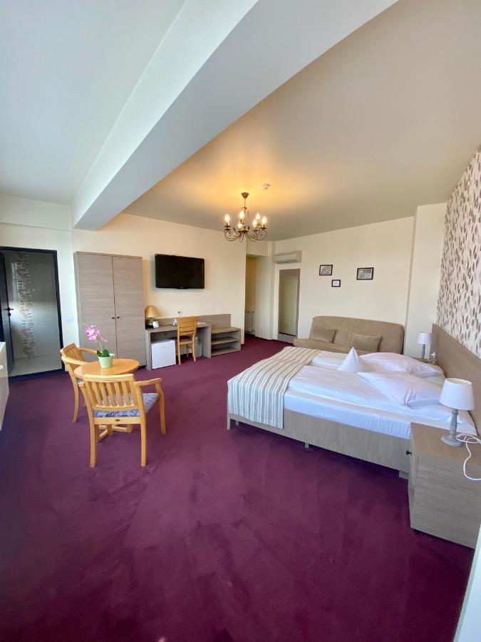 Pensiunea Rix Rooms Φωξάνη Εξωτερικό φωτογραφία