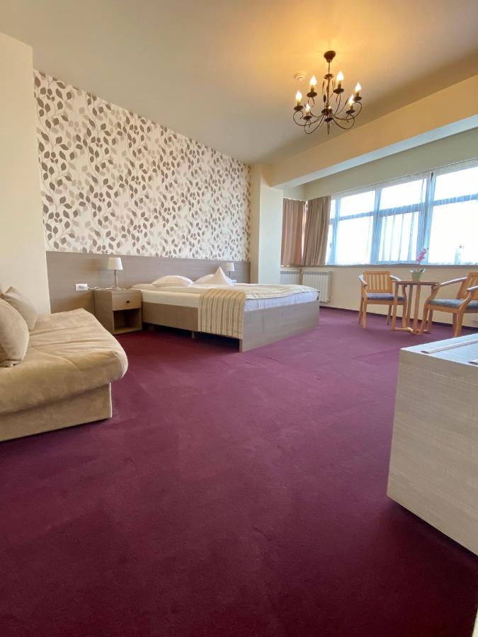 Pensiunea Rix Rooms Φωξάνη Εξωτερικό φωτογραφία