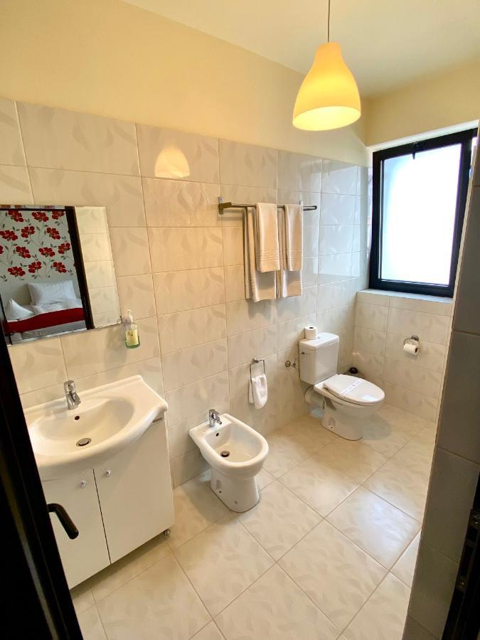 Pensiunea Rix Rooms Φωξάνη Εξωτερικό φωτογραφία