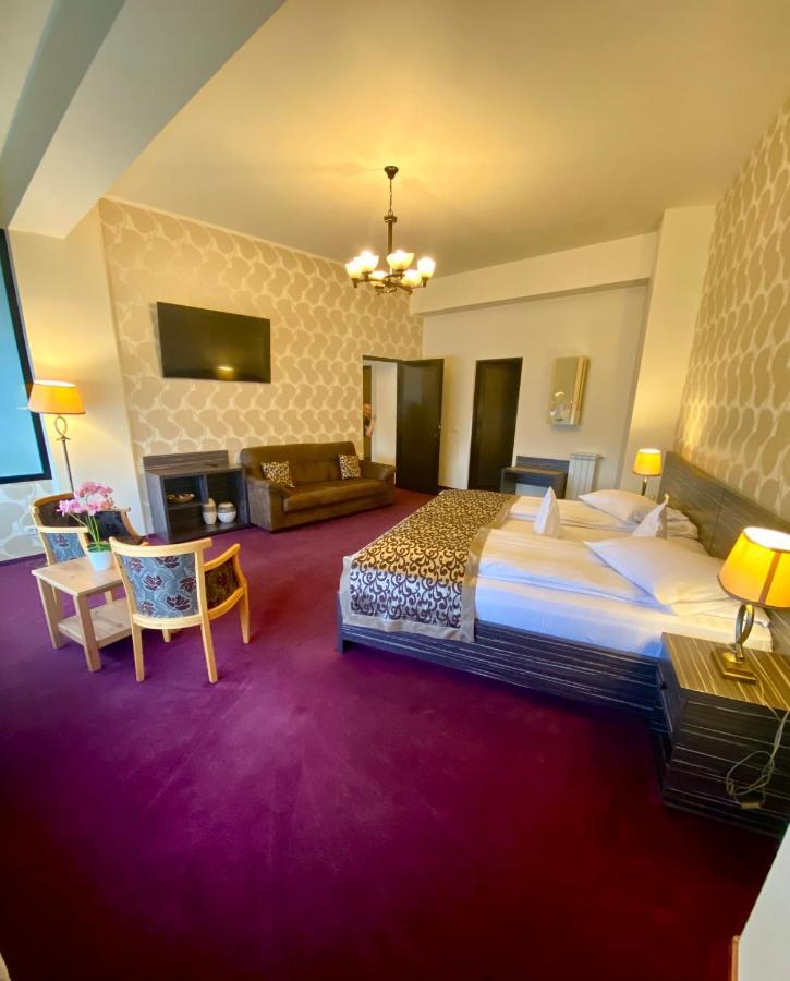 Pensiunea Rix Rooms Φωξάνη Εξωτερικό φωτογραφία