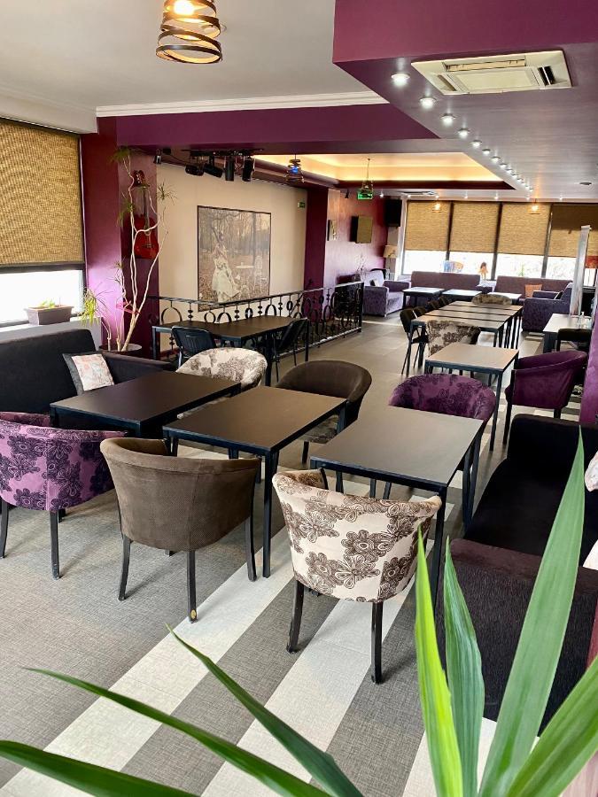 Pensiunea Rix Rooms Φωξάνη Εξωτερικό φωτογραφία
