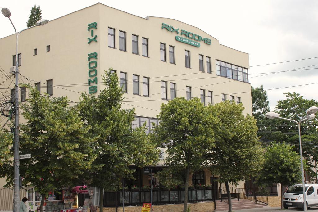 Pensiunea Rix Rooms Φωξάνη Εξωτερικό φωτογραφία