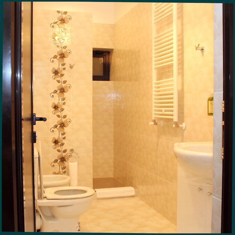 Pensiunea Rix Rooms Φωξάνη Δωμάτιο φωτογραφία