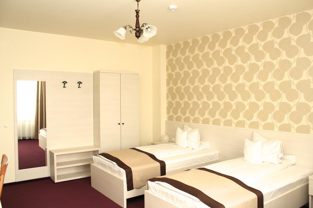 Pensiunea Rix Rooms Φωξάνη Δωμάτιο φωτογραφία